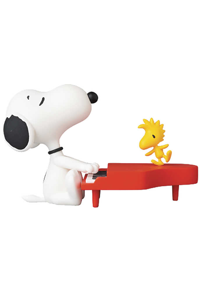 Peanuts Pianist Snoopy Ultra Detail Figure Figure Series 13